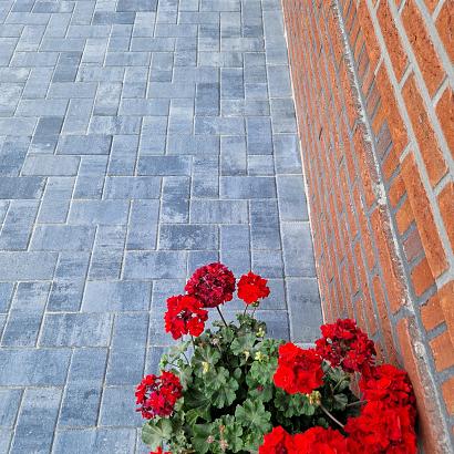 Signature brick 8 cm nero/grey mini facet komo